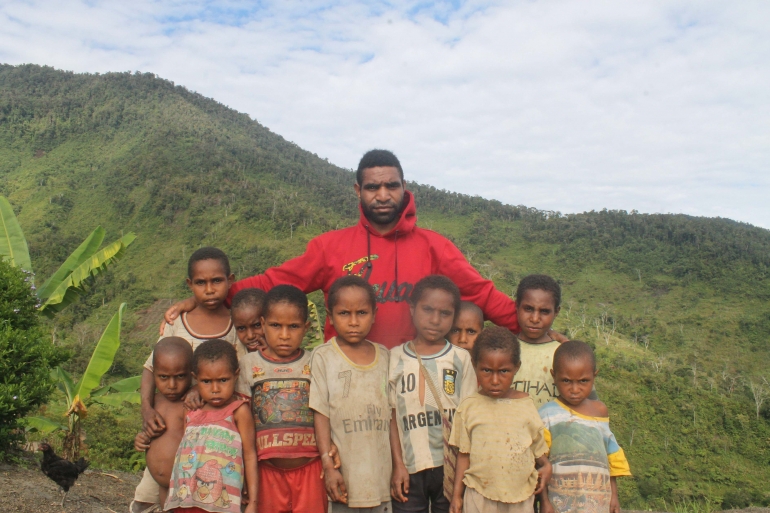 Perbukitan Kampung Hombuka, Distrik Kosarek, Kabupaten Yahukimo Papua (dokpri)