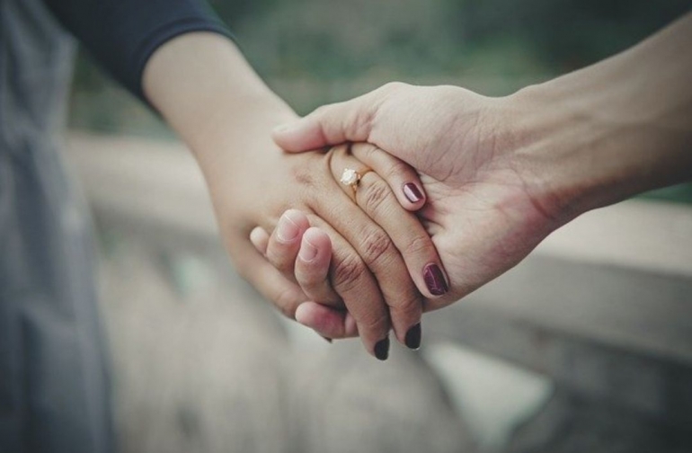 Memaafkan memulihkan relasi dengan pasangan (Foto : pixabay.com/Wkndslt)