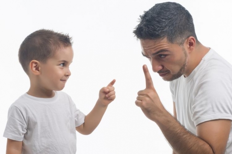 Ilustrasi ayah berselisih dengan anak (bbevren) via lifestyle.kompas.com