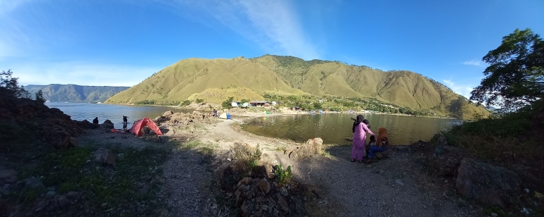 Tempat camping danau toba paropo (silalahi). Photo pribadi