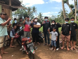Keceriaan Berbagi Masker Bersama Warga Dusun Dieng/dokpri