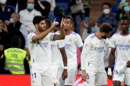 Pemain Real Madrid merayakan gol ke gawang RCD Mallorca. (via remonews.com)