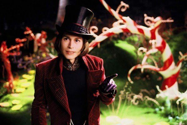 Johnny Depp memerankan tokoh Willy Wonka dari penulis fantasi kesukaan saya, Roald Dahl. (Sumber: Via IDN Times) 