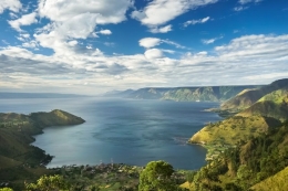 Danau Toba. | Foto Shutterstock/Andi Syahputra diambil dari kompas.com