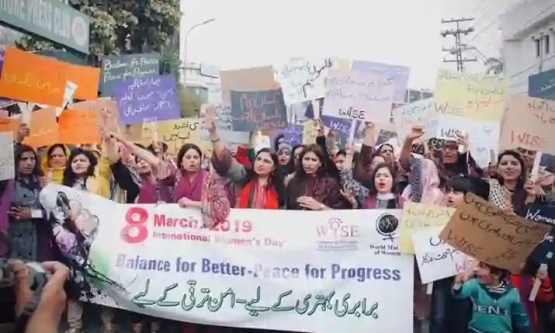 Gerakan Mera Jism Meri Marzi (my body my choice) di Pakistan yang digagas sejak 2018. Foto : Pakistan Today
