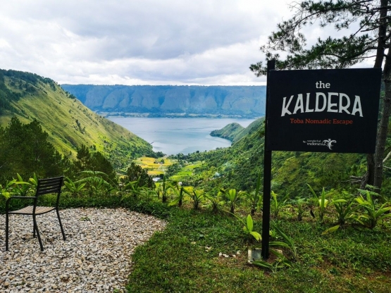 Spot ciamik untuk melihat Danau Toba dan Samosir (Gambar : Travel Diva)