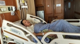 Kondisi mantan Ratu Bulutangkis Indonesia, Verawaty Fajrin yang terbaring lemah di RS Dharmais (sumber : tribunnews.com) 