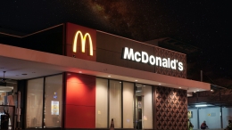 Restaurant McDonald's | unsplash.com
