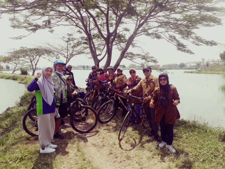 bersepeda berbatik susur desa (foto BMG)