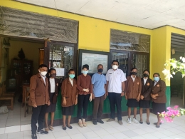 Mahasiswa PPL IAKN Kupang di SDI Fatufeto I Kupang ( dok.pribadi)