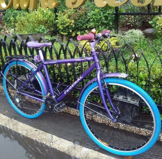 Sepeda tua yang terlihat baru setelqh dimodifikasi. (Foto: dokumentasi pribadi/Kompasianer Mira Miew)