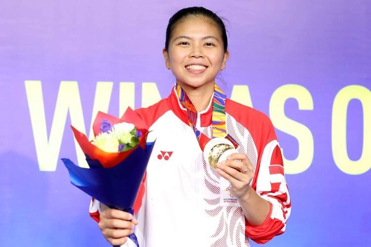 Peraih medali emas olimpiade, Greysia Polii. Gambar: badmintonindonesia via Kompas
