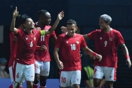 Selebrasi para pemain Indonesia di gol kedua. Sumber: Twitter.com/@afcasiancup