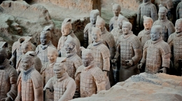 Pasukan Terracotta di Xian- China. Sumber: KevinmcGill / wikimedia
