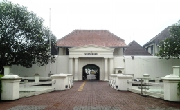 Gerbang depan Museum Vredeburg, Dok. dari internet id.wikipedia.org