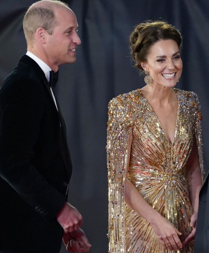 Duke dan duchess of Cambridge menghadiri pemutaran perdana film James Bond (dok.ig @royaladdict)