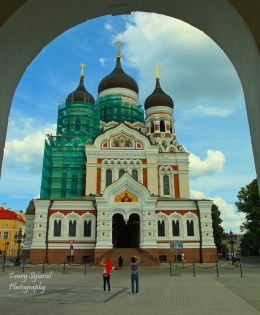 Katedral Russia Orthodox Alexander Nevsky. Sumber: dokumentasi pribadi