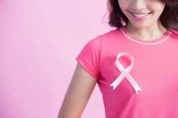 Ilustrasi pita pink, kanker payudara. (sumber: Shutterstock via kompas.com)