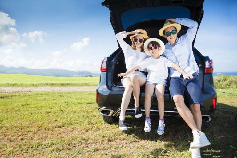 Ilustrasi liburan bersama keluarga. Sumber : Shutterstock