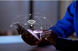 Cari tahu agar WiFi tidak mudah diakses orang lain(sumber poto:shutterstock.com)