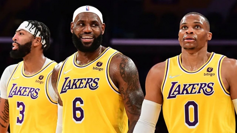 Lakers dengan Big 3 barunya memperoleh 0 kemenangan dalam NBA preseason 2021. (Sumber: Andrew D. Bernstein/NBAE via Getty Images)
