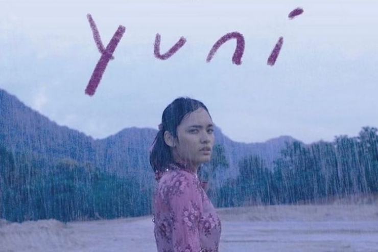 Yuni digambarkan penggemar warna ungu | sumber gambar: hai.grid.id