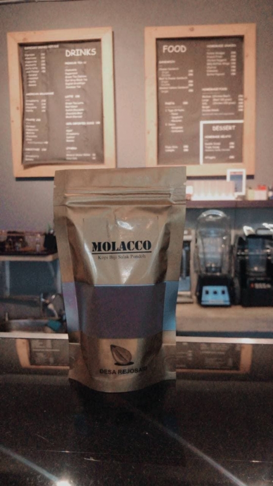 Gambar 4. Molacco (Modification Salacca Bean-Coffee) Packaging