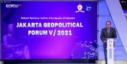 Gubernur Lemhannas Letjen TNI (Purn.) Agus Widjojo saat membuka Jakarta Geopolitical Forum V 2021 | dok. Kompasiana
