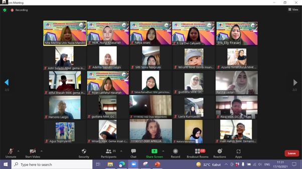 Foto bersama pelatihan google form untuk  siswa Yayasan Yatim Piatu Lazgis - Dok. UNM