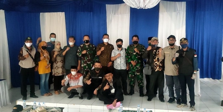 Foto bersama Dandim 0609/Cimahi dengan peserta rakor/dokpri