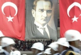 Poster Ataturk (dok.cnn.indonesia)