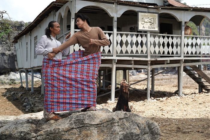 Yayan Ruhian dalam film ini menjadi pelatih tarung sarung | sumber gambar: Kompas.com