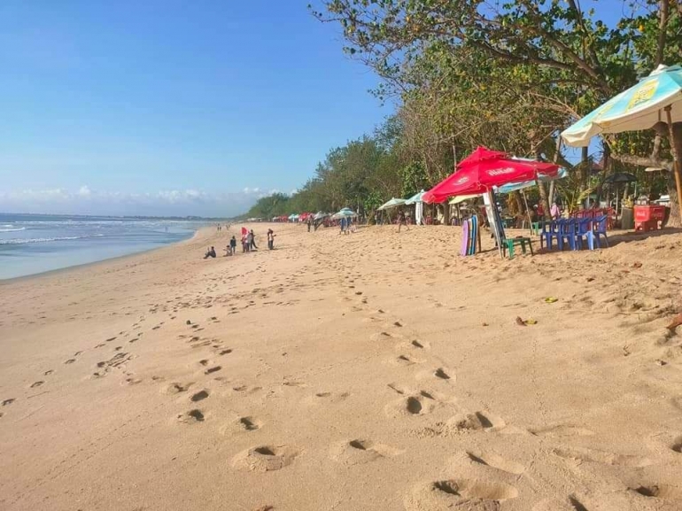 Pantai Kuta kelihatan sepi (dok asita)