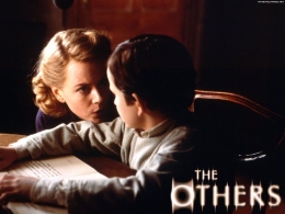 The Others (Hak Cipta: Dimension Films. 2001)