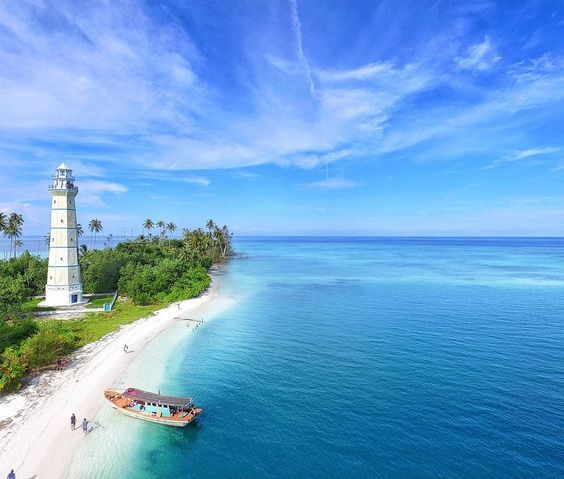 Pulau Banyak, Aceh Singkil (Instagram @exploretabagsel)