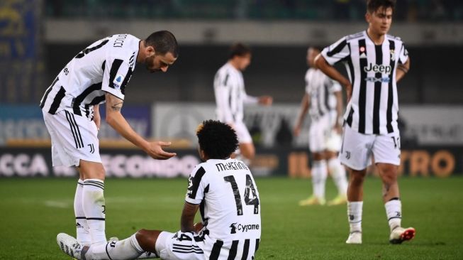Skuad Juventus yang menderita sesudah dihajar Verona dalam lanjutan Serie A giornata ke-11 | Foto AFP via Suara.com
