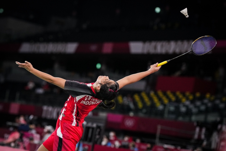 Gregoria Mariska beraksi di Olympiade Tokyo (Foto BWFbadminton.com). 