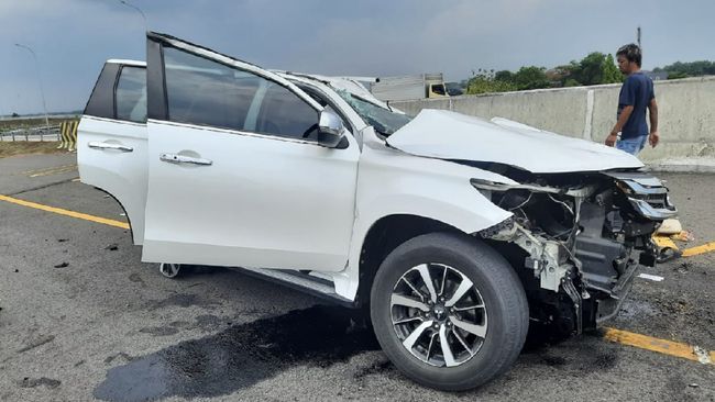Masalah Sepele Timbulkan Tragedi Kecelakaan di Jalan Tol. Sumber: otomotif.kompas.com