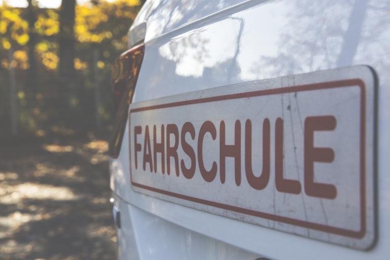 Fahrschule, sekolah mengemudi di Jerman | foto: pixabay/ markusspiske
