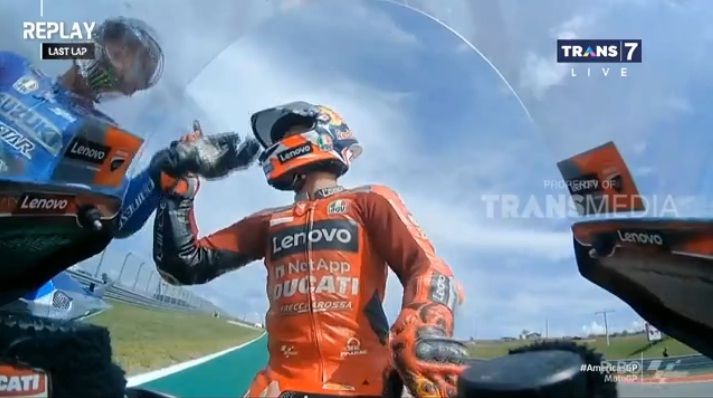 Miller marah ke Mir. Sumber: via Motogp/Transmedia/Trans7