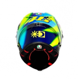 Loga Matahari dan Bulan yang melekat pada pembalab legendaris Valentino Rossi sudah siap di gantung pada musim depan | ilustrasi : motomazine.com