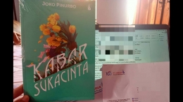 Hadiah doorprize buku Kabar Sukacinta karya terbaru Jokpin dari penerbit Kanisius untuk peserta event. (Foto: dok. Sri Rohmahtiah).