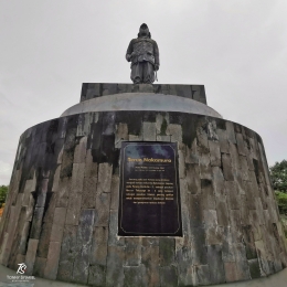 Patung Nakamura di Morotai. Sumber: dokumentasi pribadi