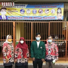 Foto bersama dengan guru Smk Nusantara Jakarta 