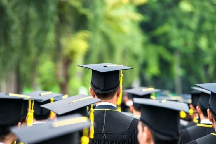 Ilustrasi wisuda.| Sumber: Shutterstock via Kompas.com