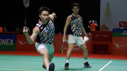 Ganda putra Indonesia, Marcus Gideon/Kevin Sanjaya jadi juara Indonesia Open 2021 usai mengalahkan ganda Jepang, Minggu (28/11)/ANTARA/Humas PBSI 