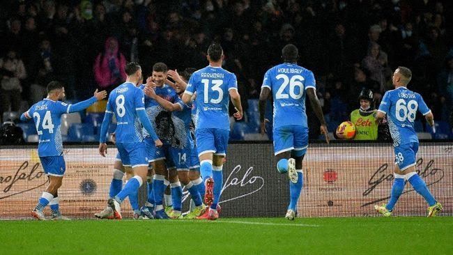 Para pemain Napoli merayakan kemenangan atas Lazio.Foto:Marco Rosi/Getty Images/detik.com