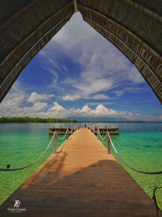 Panorama dari Dermaga Pulau Meti, Tobelo. Sumber: dokumentasi pribadi