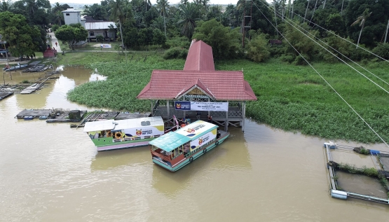 Bidak bersandar di Dermaga Desa Kuala Terusan./dokpri