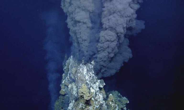 Cerobong Asap Ventilasi Hidrotermal - id.pinterest.com/pin/325174035605245118/
